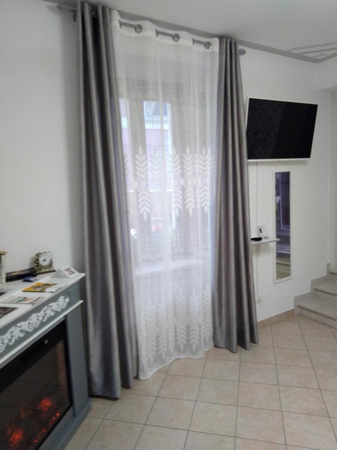 B&B Regina Margherita LʼAquila Zewnętrze zdjęcie